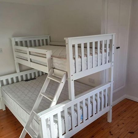 Вилла Large 4Bed Available Long-Term In Леттеркенни Экстерьер фото
